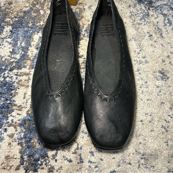 Frye Dark Pewter Claire Leather Flats Size 8 - Picture 4 of 9